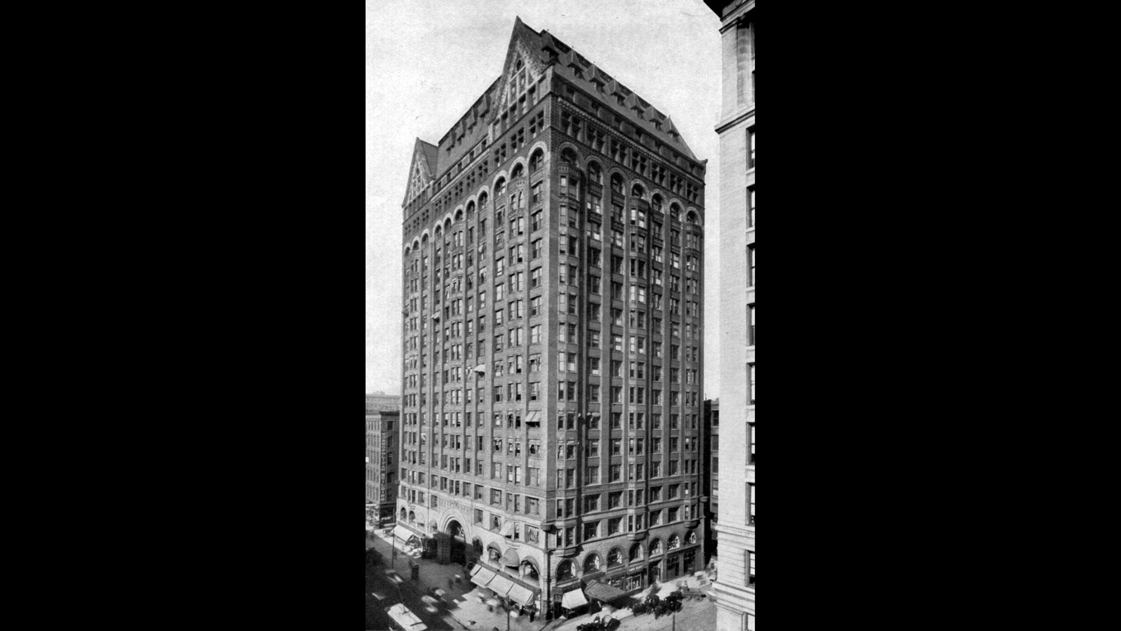 1892 Burnham and Root Chicago Masonic Temple