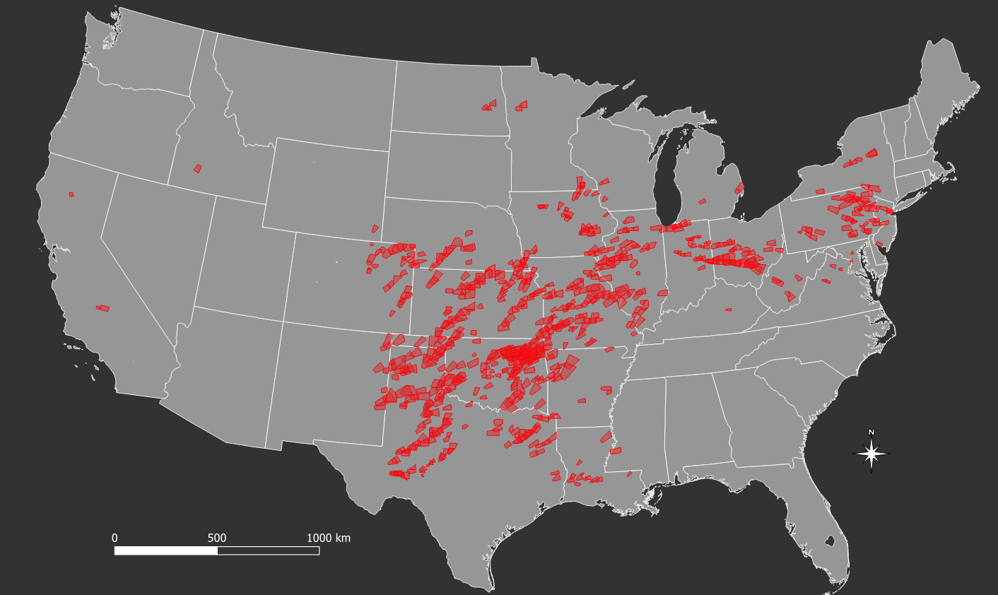 The 757 tornado warnings (red polygons) issued by NOAA’s National Weather Service from May 17 to May 30 of this year. (Credit: Northern Illinois University)