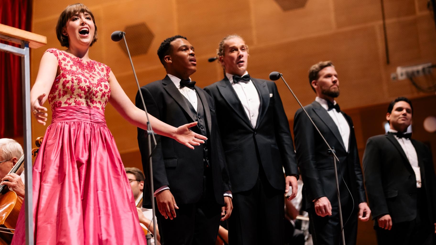 Ryan Opera Center Ensemble performing at “Sunday in the Park With Lyric.” (Kyle Flubacker)