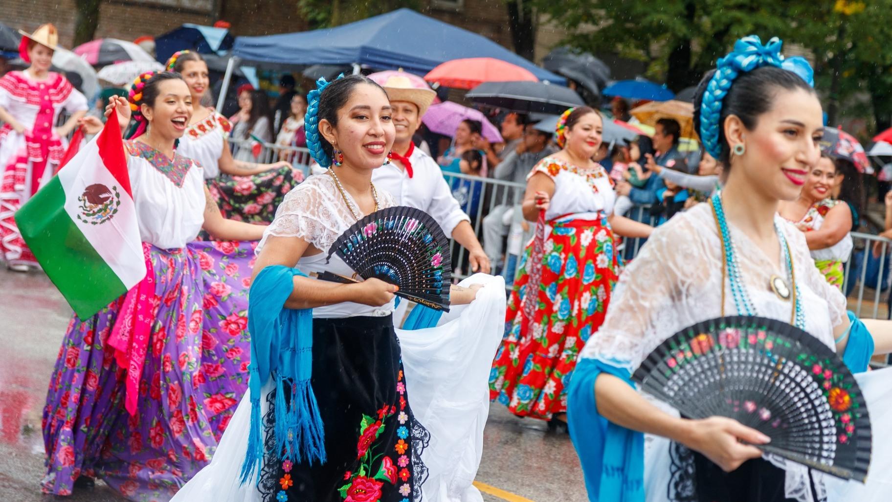 Mexican Independence Day Parade. (Courtesy of Little Village Chamber of Commerce)