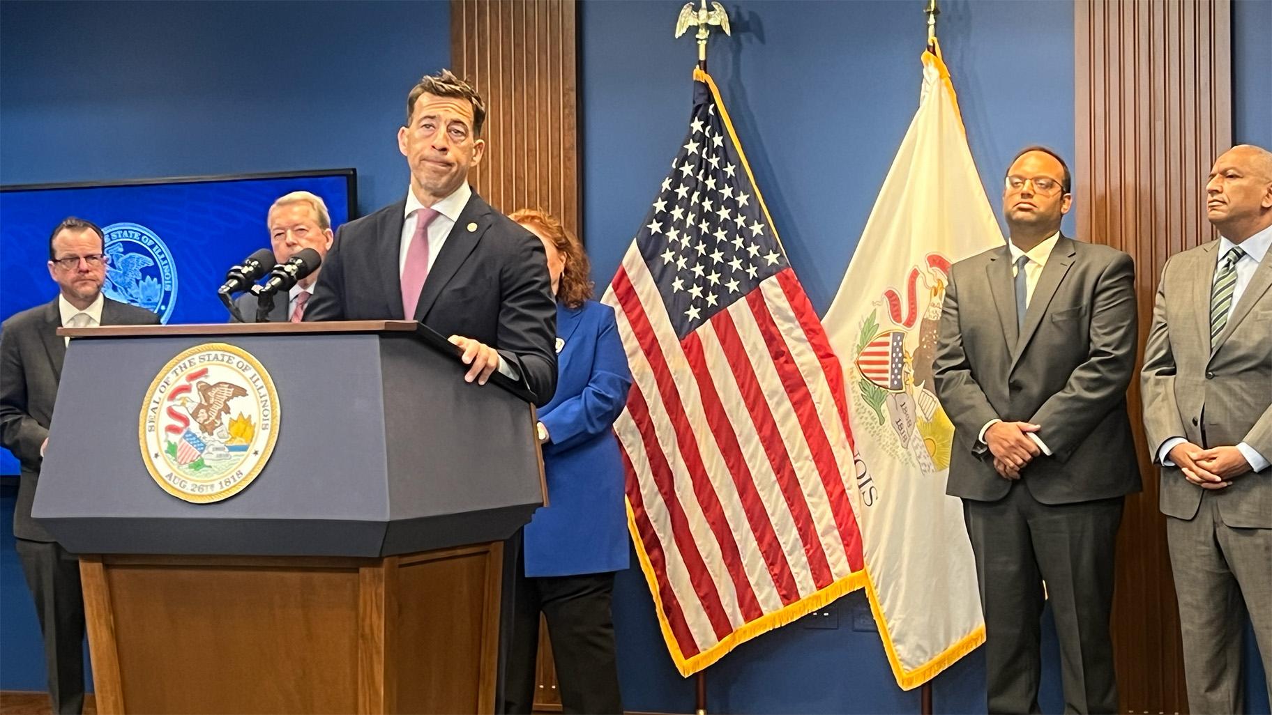 Illinois Secretary of State Alexi Giannoulias speaks at a news conference Tuesday, Jan. 14, 2025. (Amanda Vinicky / WTTW News) Illinois Secretary of State Alexi Giannoulias speaks at a news conference Tuesday, Jan. 14, 2025. (Amanda Vinicky / WTTW News)