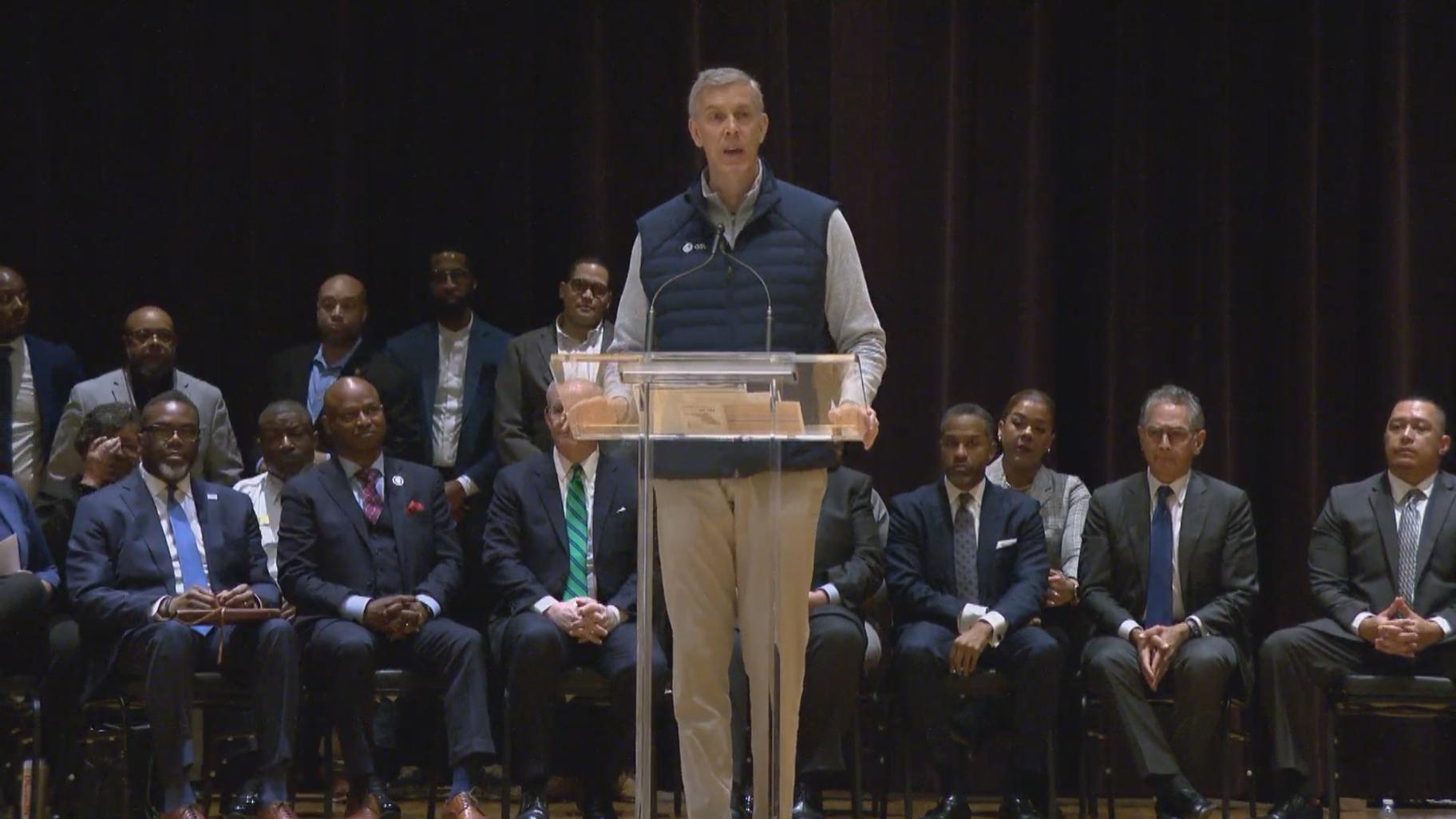 Arne Duncan, former Chicago Public Schools CEO and the founder of the gun violence prevention nonprofit Chicago CRED, speaks at a news conference Feb. 1, 2024. (WTTW News)