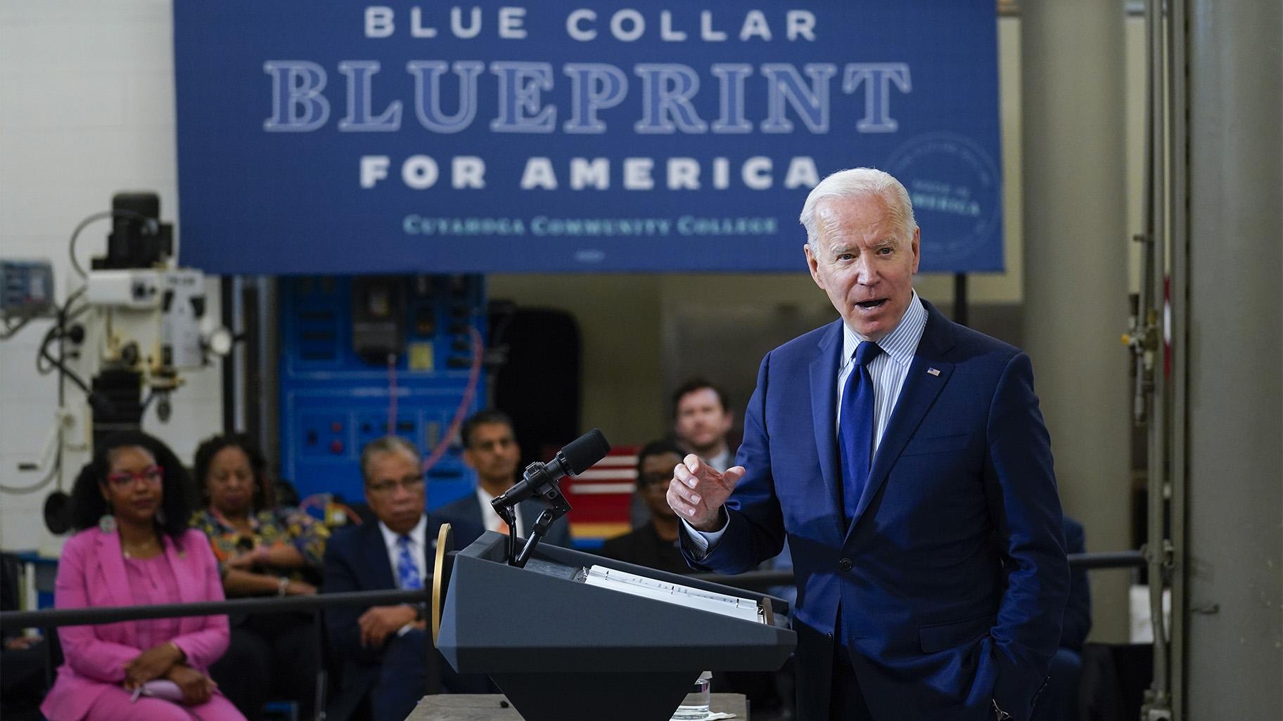 President Joe Biden delivers remarks on the economy at the Cuyahoga Community College Metropolitan Campus, Thursday, May 27, 2021, in Cleveland. (AP Photo / Evan Vucci)