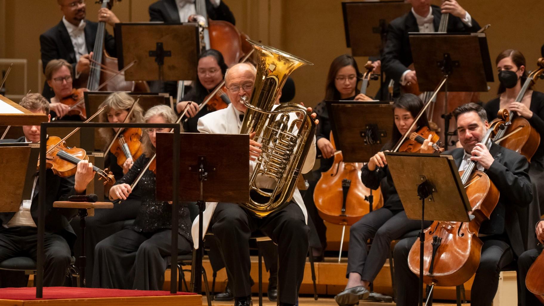 Chicago Symphony Orchestra Salutes the Tuba, With Musician Gene ...