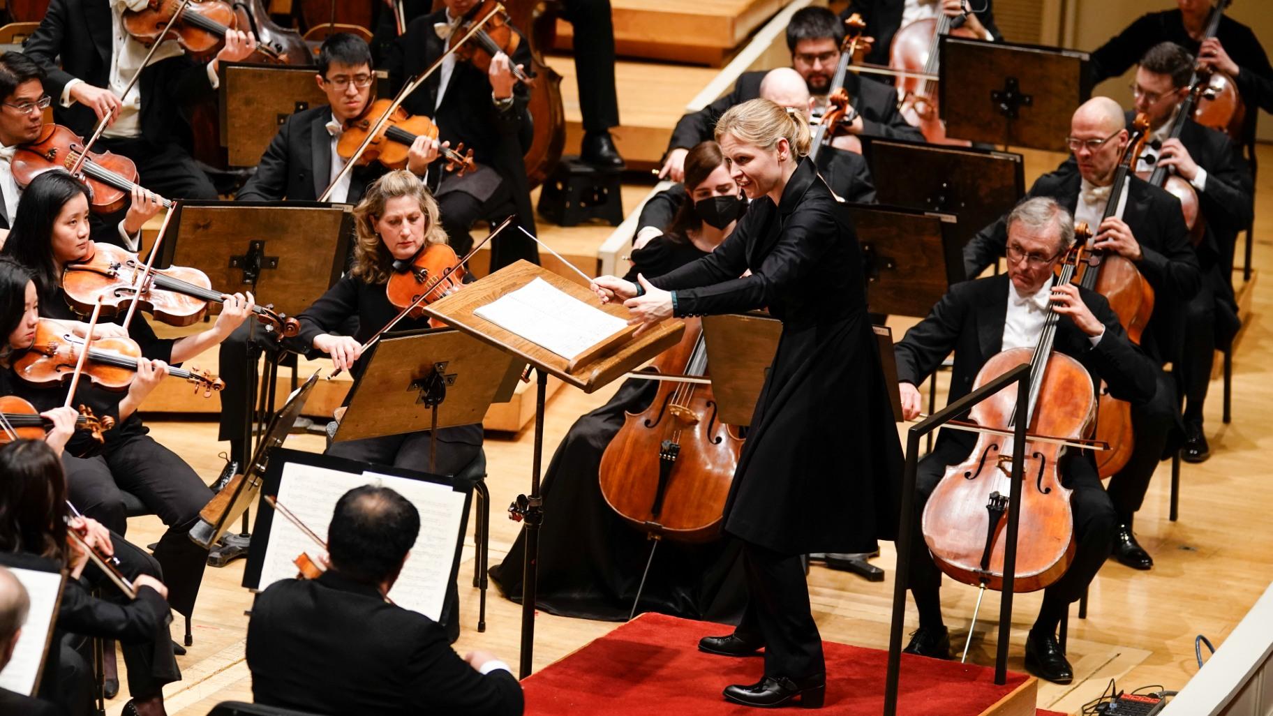 Conductor Gemma New makes her CSO debut and leads the Chicago Symphony Orchestra in a program featuring works by Kernis, Beethoven and Mendelssohn. (Nuccio DiNuzzo)