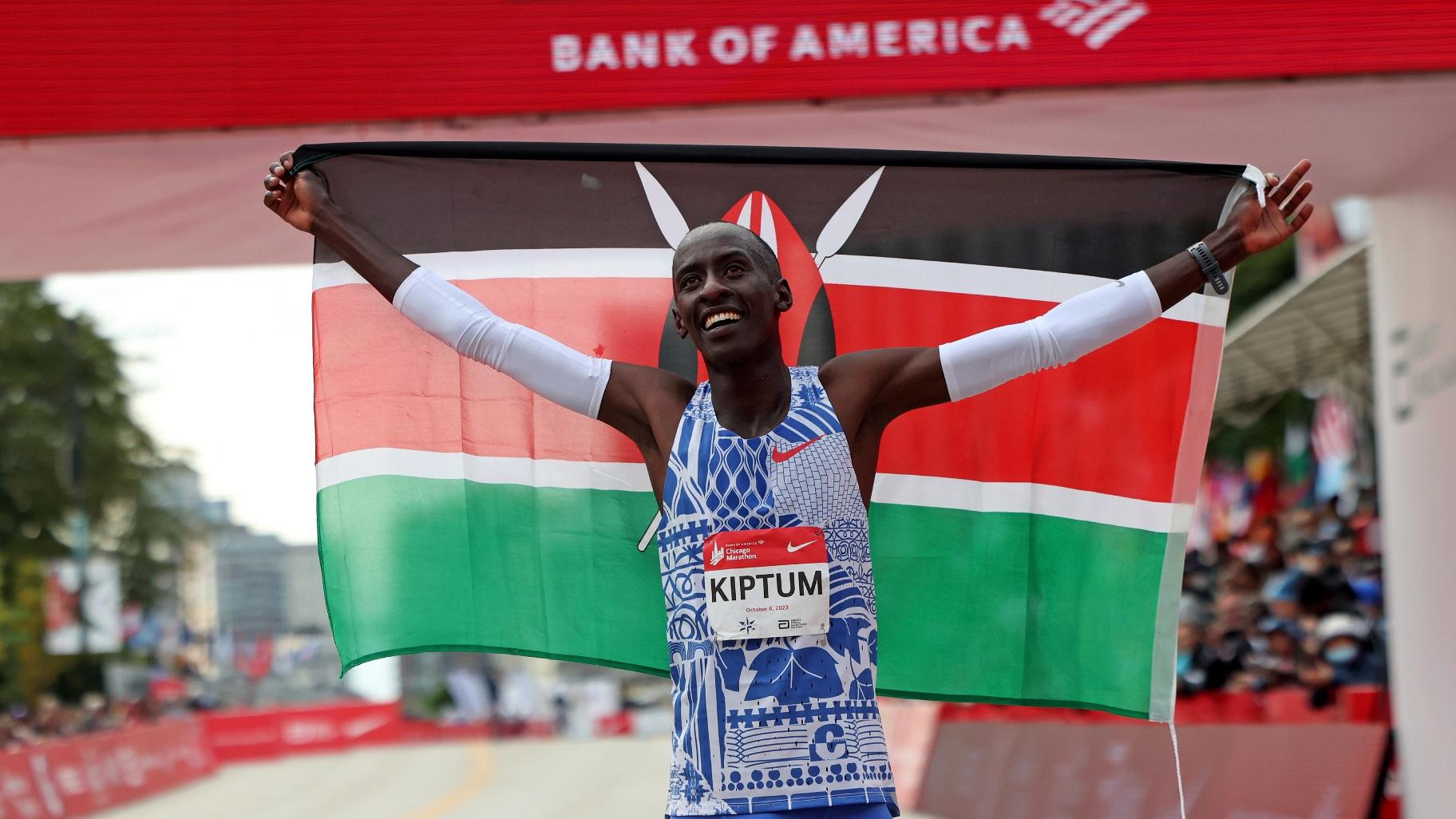 World Record Shattered at Chicago Marathon as Kelvin Kiptum Runs 200