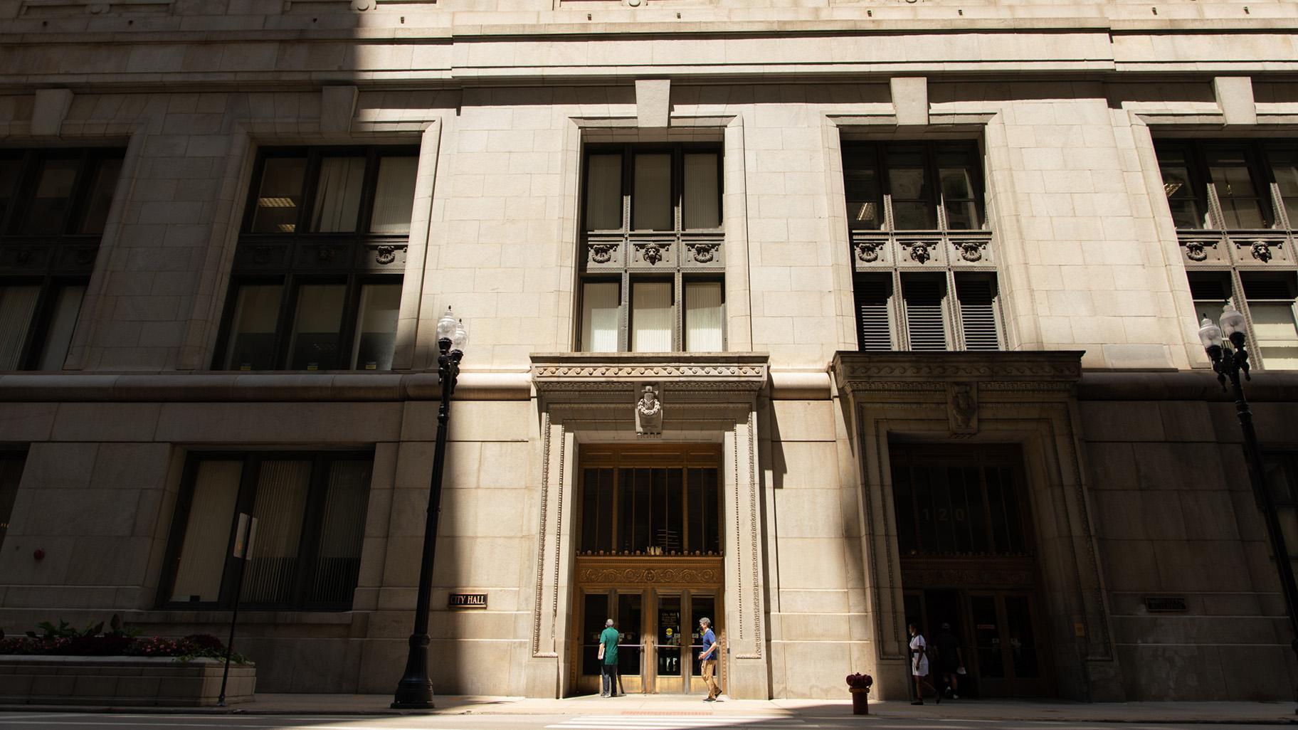 Chicago City Hall. (Michael Izquierdo / WTTW News)