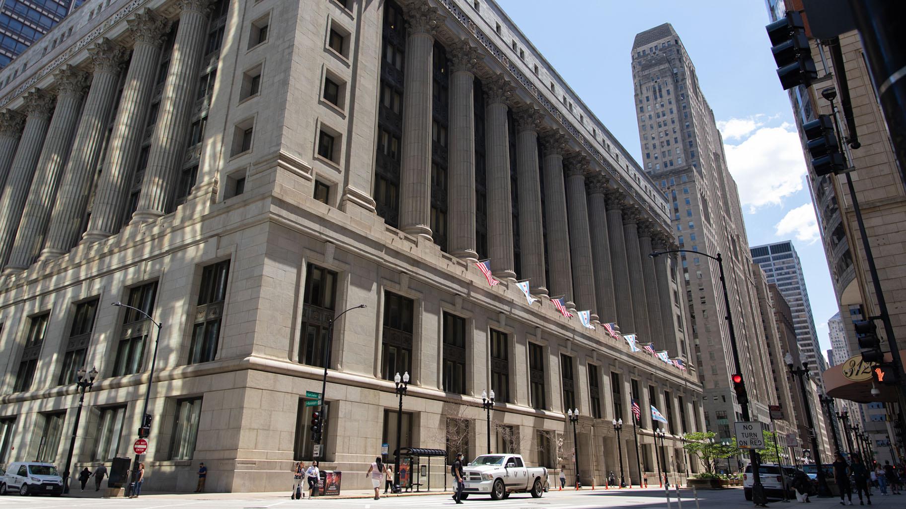 Chicago City Hall. (Michael Izquierdo / WTTW News)