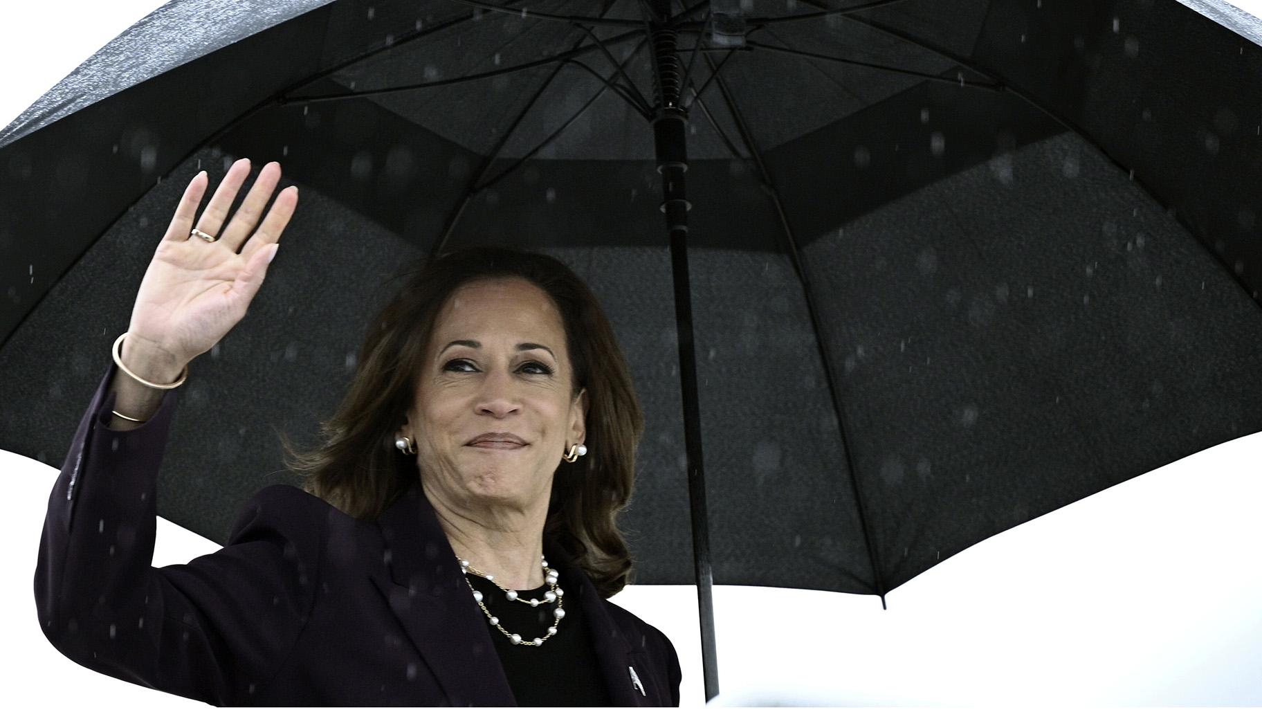 Vice President Kamala Harris boards Air Force Two as she departs from Ellington Airport in Houston, Thursday, July 25, 2024. Harris is returning to Washington, after delivering remarks at a teachers' union event. (Brendan Smialowski / Pool via AP)