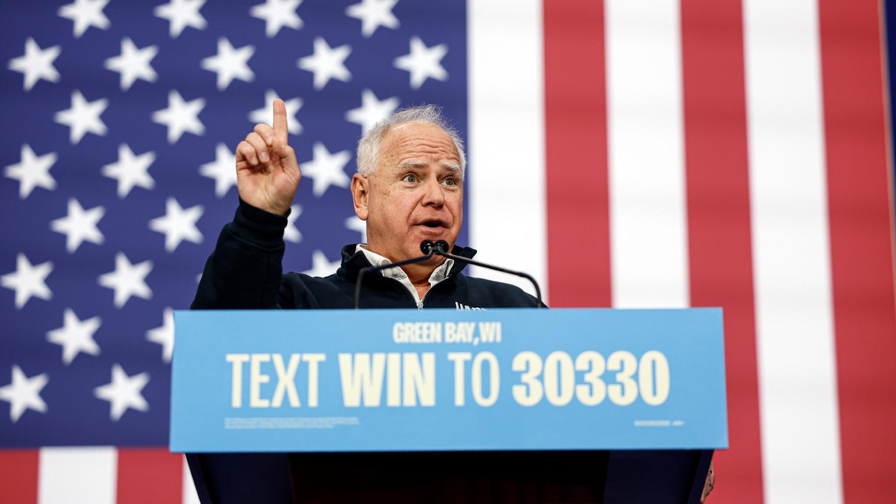 Democratic vice presidential nominee Minnesota Gov. Tim Walz speaks at a campaign event Monday, Oct. 14, 2024, in Green Bay, Wis. (AP Photo/Jeffrey Phelps)