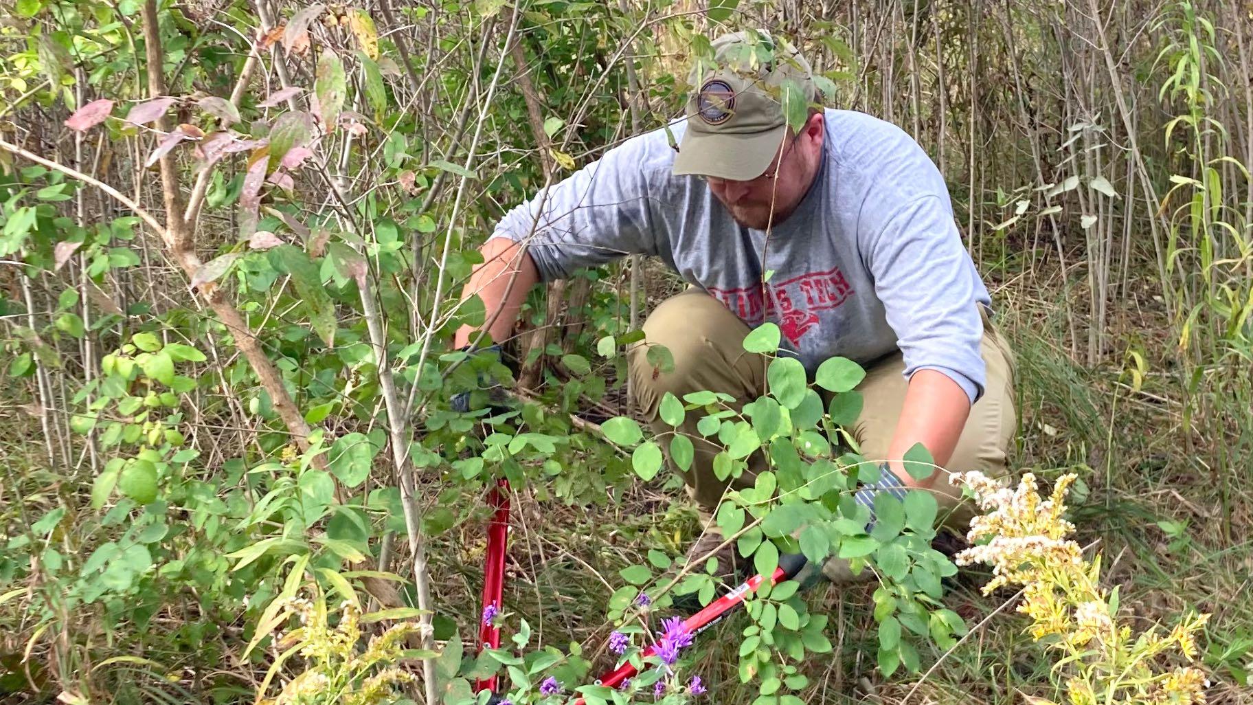 Volunteers turned out for Friends of Illinois Nature Preserves' first recruitment event at Shaw Woods, Oct. 2, 2021. (Courtesy Friends of Illinois Nature Preserves)