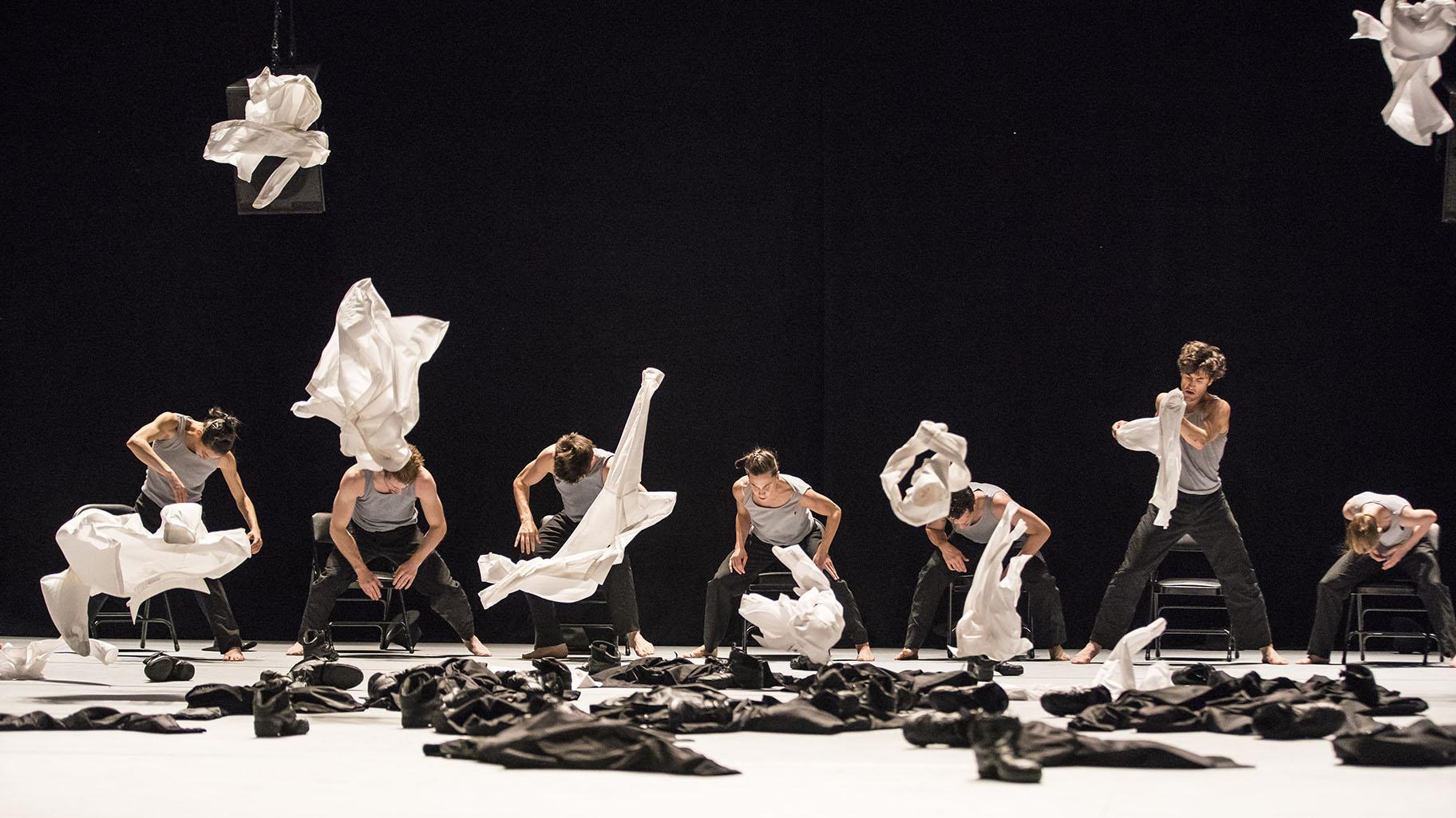 Hubbard Street Dance Chicago in Decadance Chicago by Ohad Nahain. (Credit: Todd Rosenberg)
