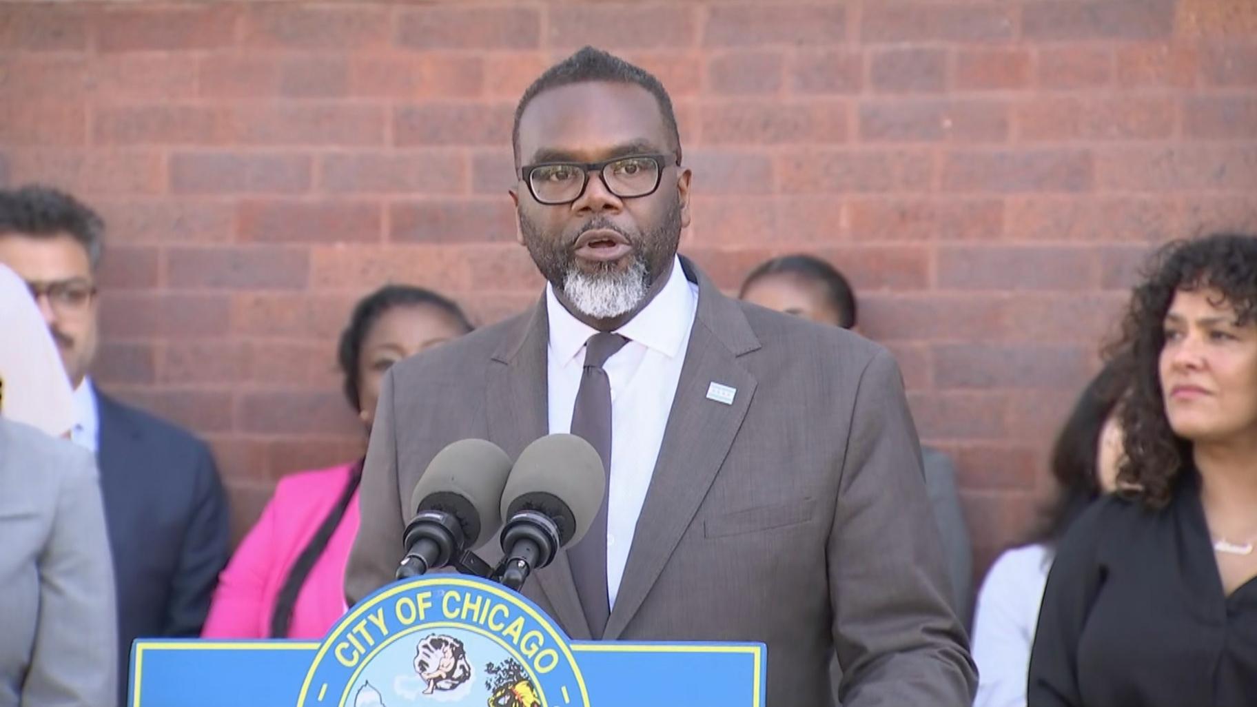 Mayor Brandon Johnson addresses the news media on May 3, 2024. (WTTW News) Mayor Brandon Johnson addresses the news media on May 3, 2024. (WTTW News)