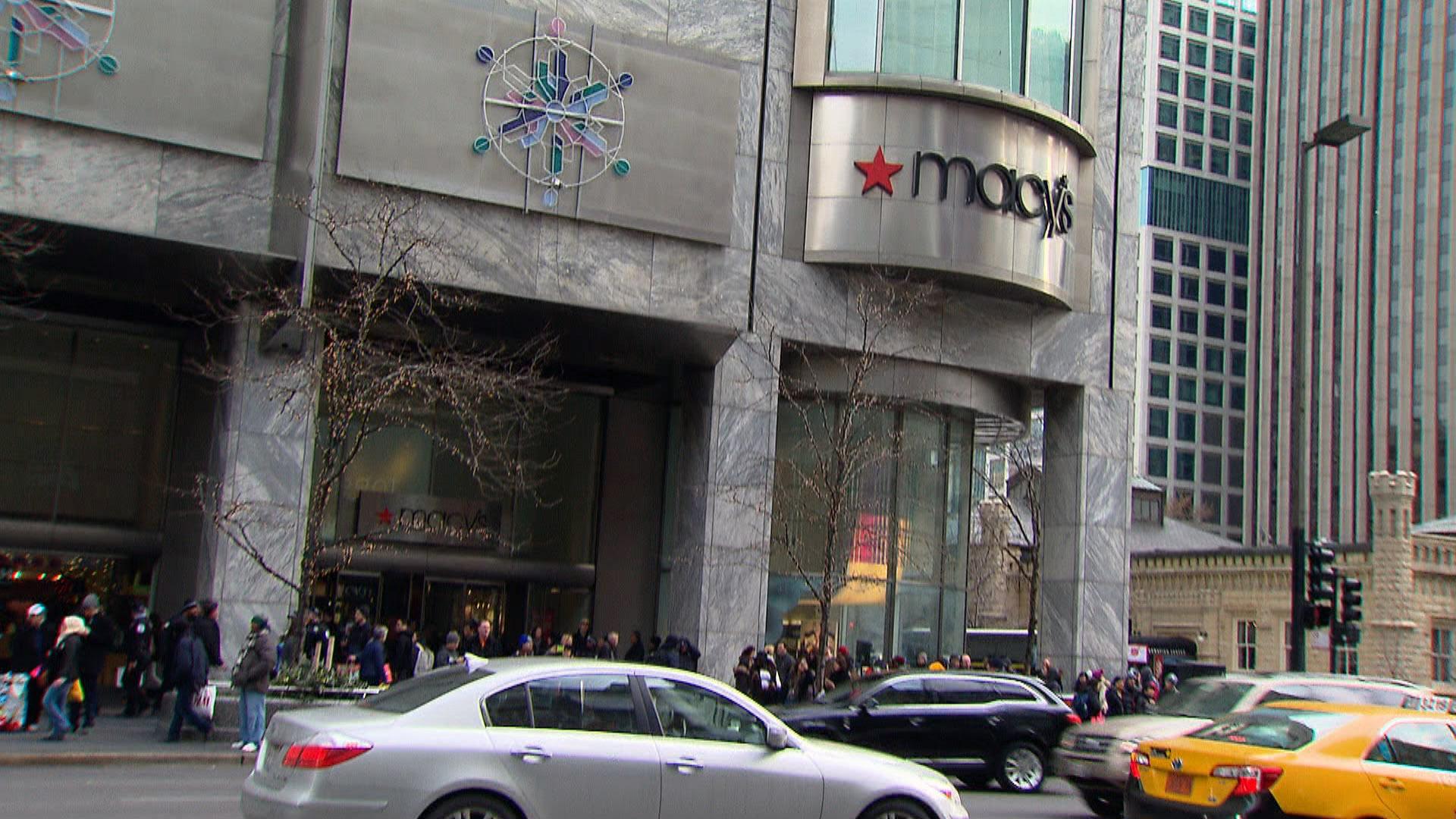 Macy's Closing Chicago's Mag Mile Store