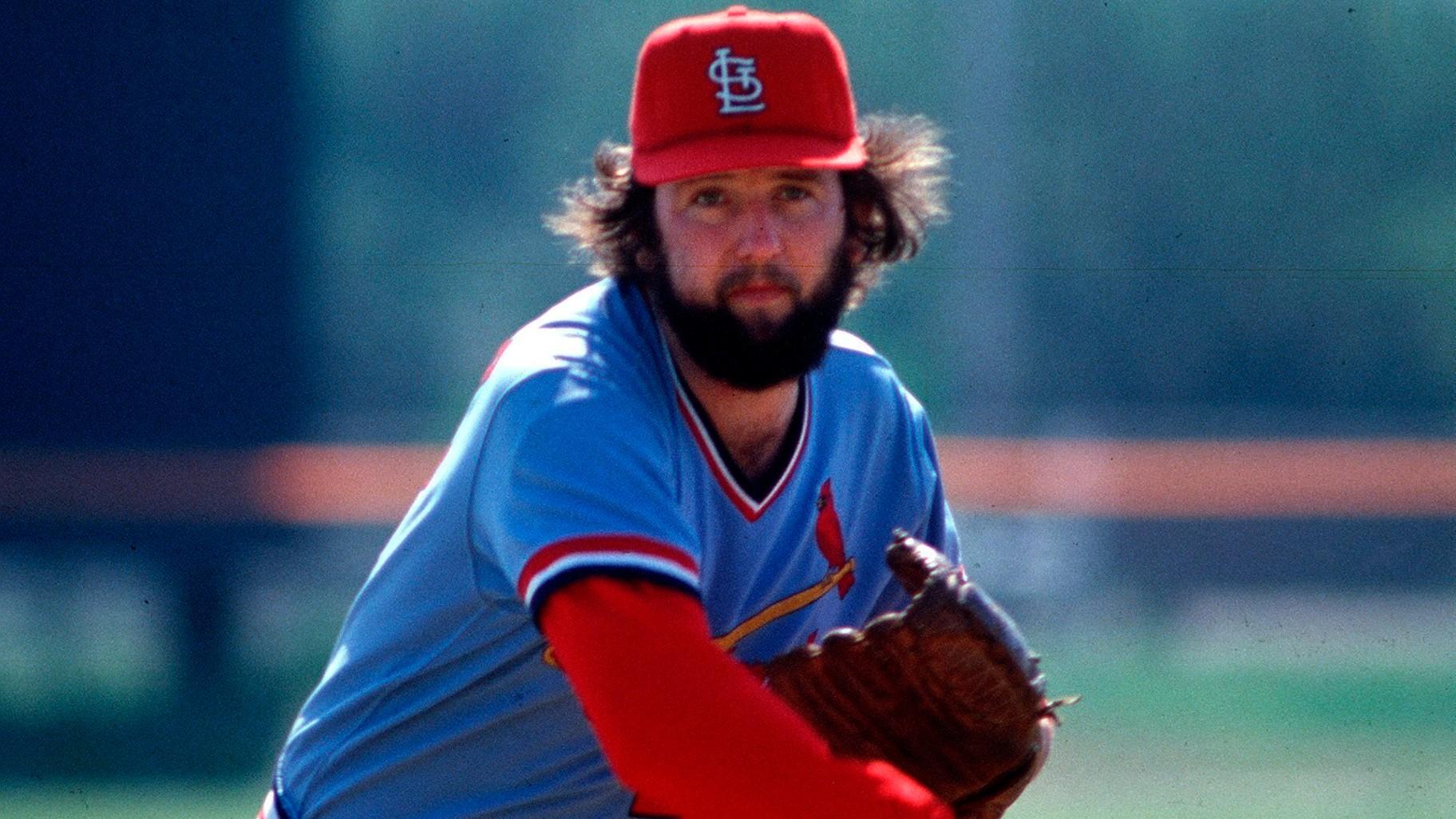 Bruce Sutter warms up in St. Louis in 1981. (Scott Dine / St. Louis Post-Dispatch via AP, File)