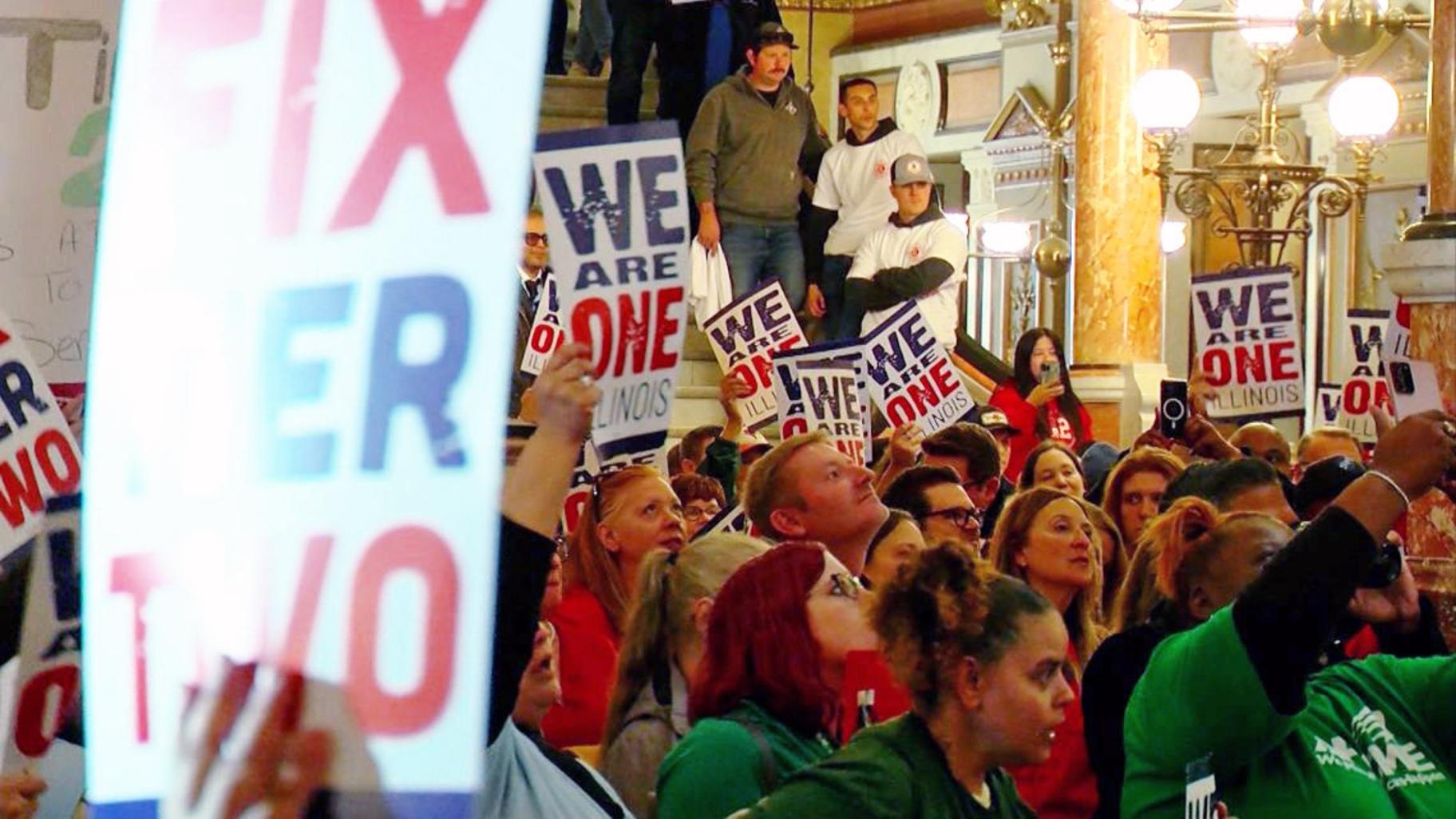 Union members in the We Are One Illinois coalition hold a rally at the Illinois Capitol in November 2024. (Andrew Campbell / Capitol News Illinois) Union members in the We Are One Illinois coalition hold a rally at the Illinois Capitol in November 2024. (Andrew Campbell / Capitol News Illinois)
