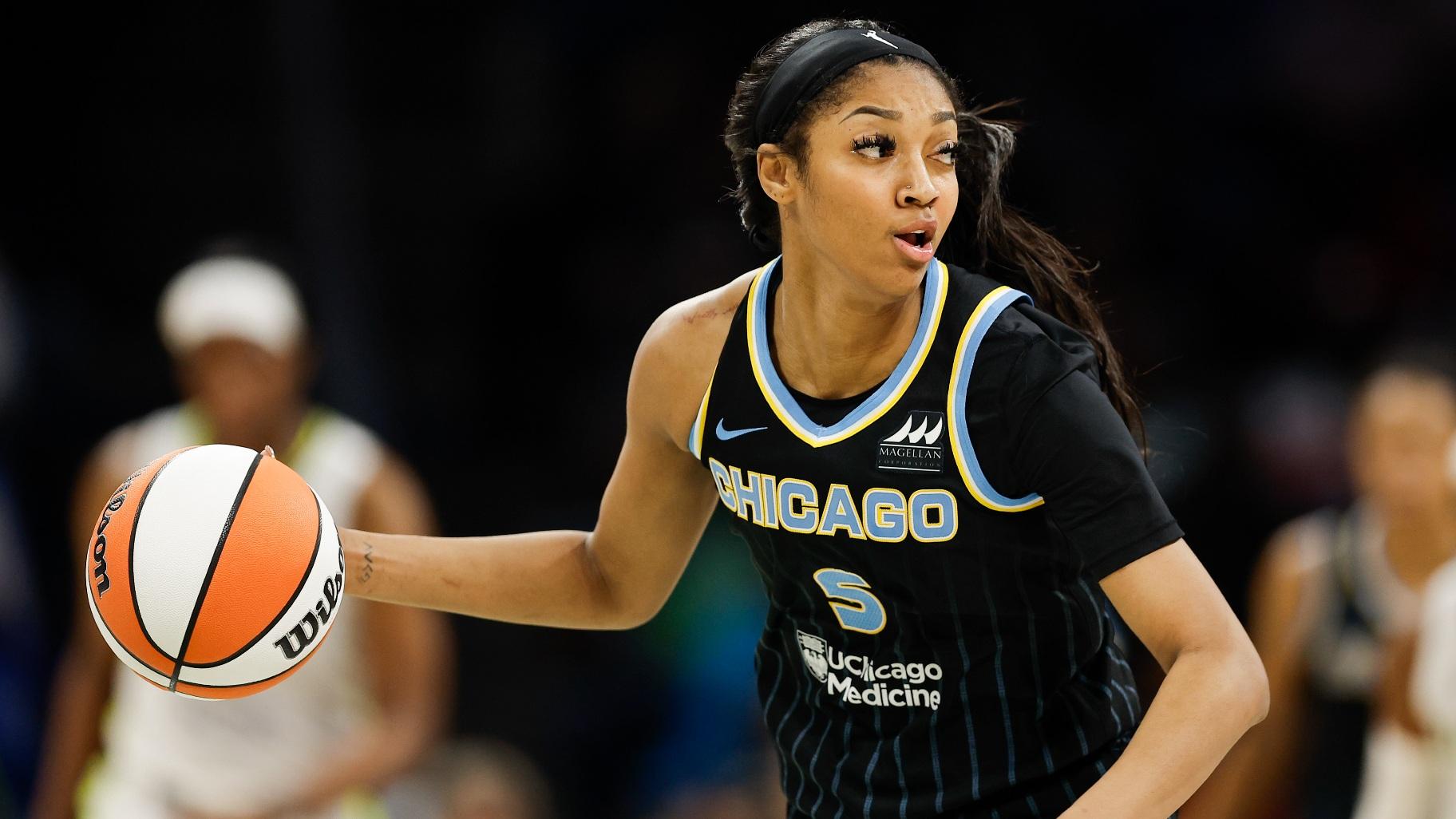 Chicago Sky forward Angel Reese (5) is seen during a WNBA basketball game against the Dallas Wings, Wednesday, May 15, 2024, in Arlington, Texas. Dallas won 87-79. (AP Photo / Brandon Wade)