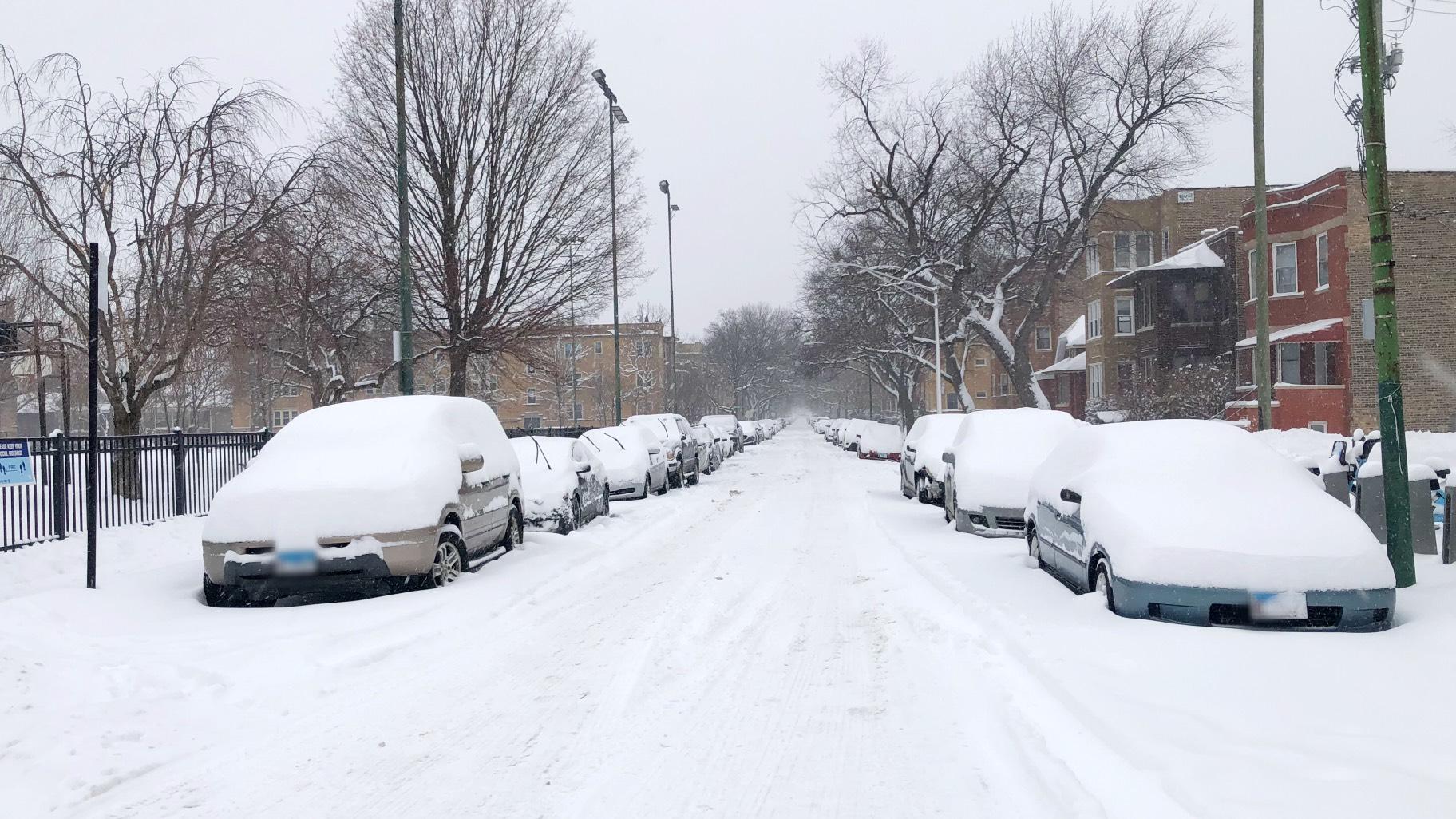 Time to dig out from the Groundhog Day snowstorm, Feb. 2, 2022. (Patty Wetli / WTTW News)