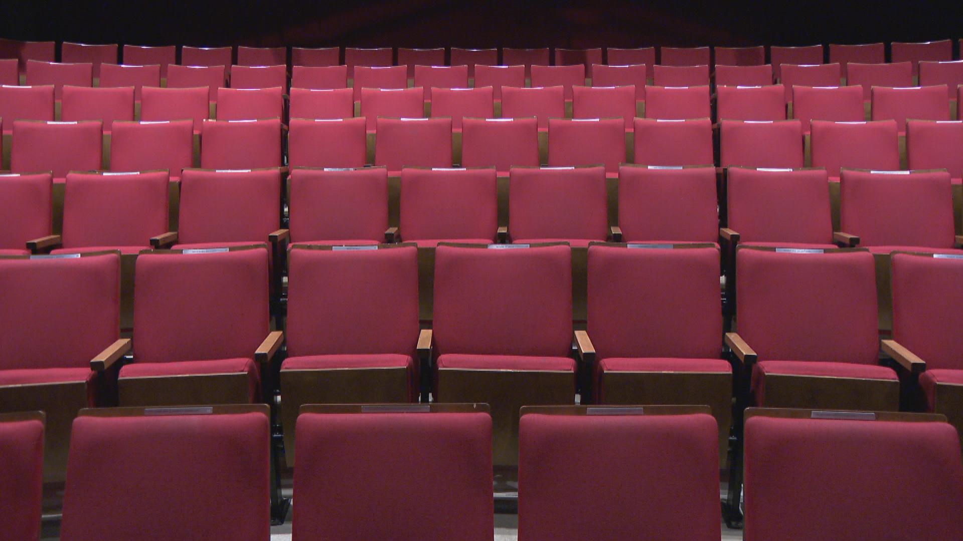 Theater seats are empty across the city in the age of COVID-19. (WTTW News)