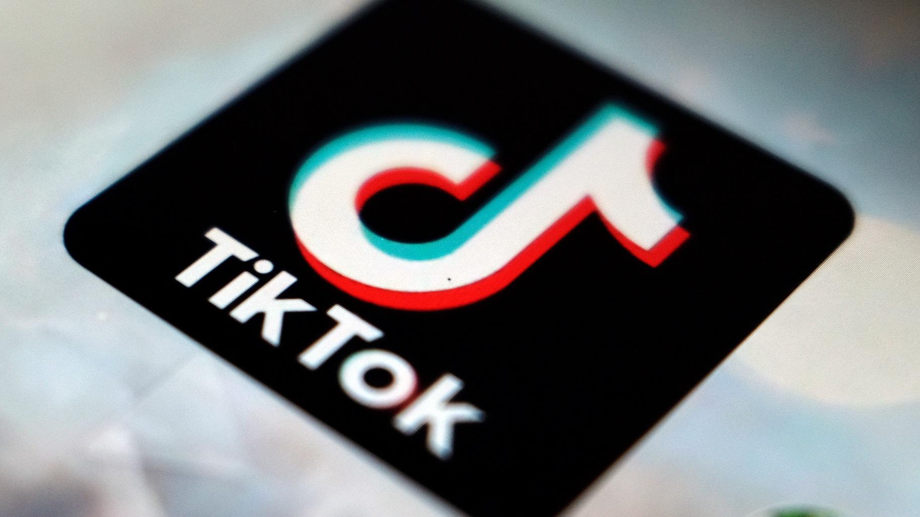 Het TikTok-app-logo verschijnt op 28 september 2020 in Tokio. (AP Photo / Kiichiro Sato, File)