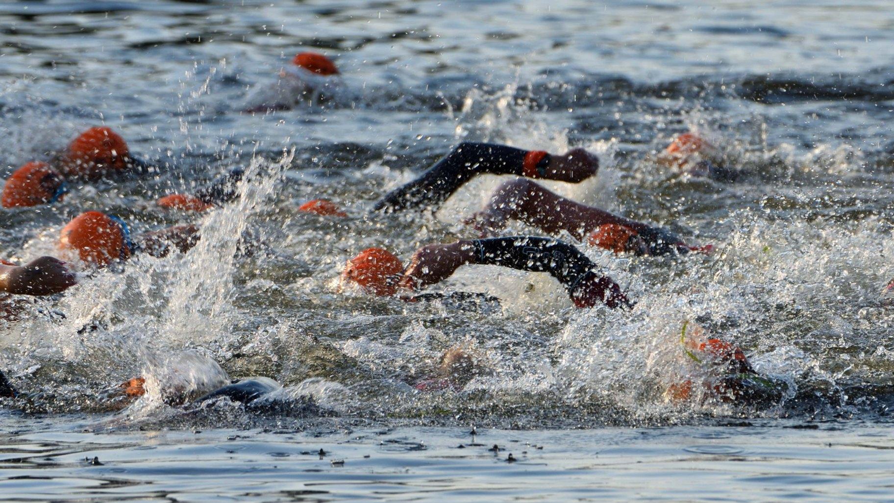 A swim event that had been announced for the Chicago River will now take place in Lake Michigan. (umdash9 / iStock)