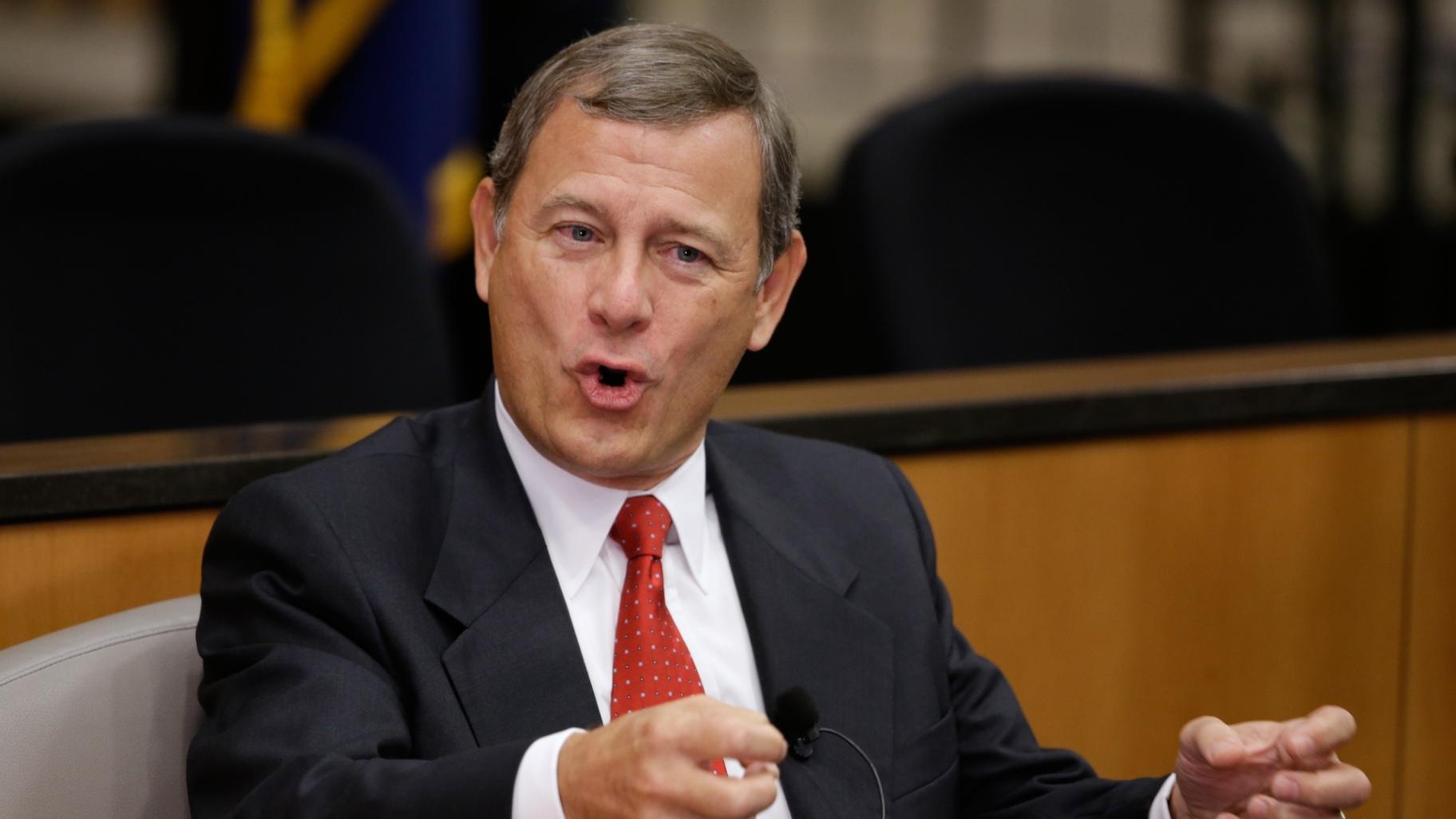 Supreme Court Chief Justice John Roberts speaks at the University of Nebraska Lincoln, in Lincoln, Neb., Sept. 19, 2014. (AP Photo / Nati Harnik, File) Supreme Court Chief Justice John Roberts speaks at the University of Nebraska Lincoln, in Lincoln, Neb., Sept. 19, 2014. (AP Photo / Nati Harnik, File)