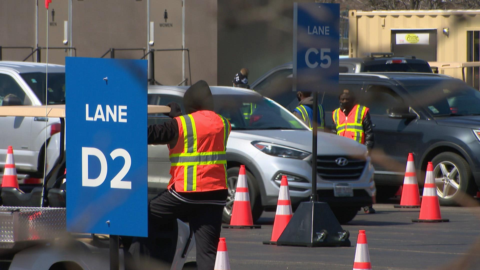 The United Center mass vaccination site on Monday, March 29, 2021. (WTTW News)