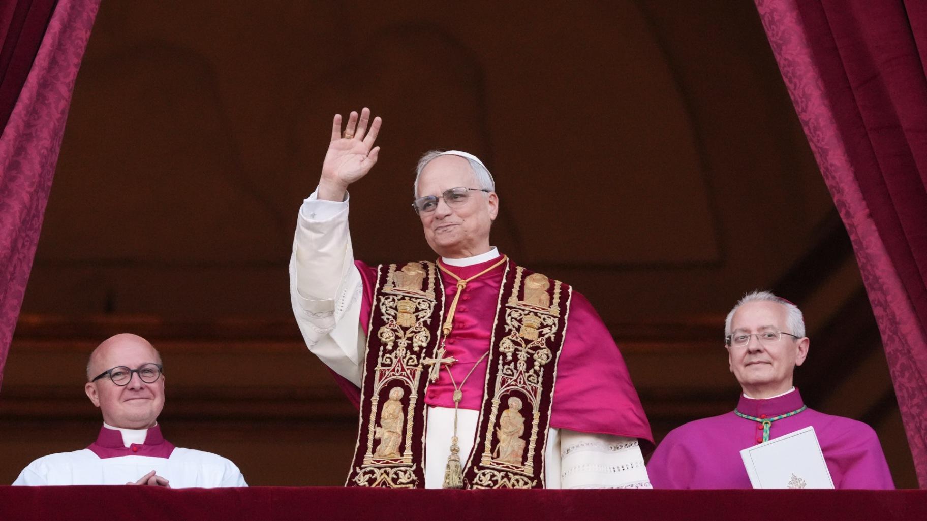 Cardinal Robert Prevost appears on the central loggia of St. Peter's Basilica after being chosen the 267th pontiff of the Roman Catholic Church, choosing the name of Pope Leo XIV, at the Vatican, Thursday, May 8, 2025. (AP Photo / Alessandra Tarantino) Cardinal Robert Prevost appears on the central loggia of St. Peter's Basilica after being chosen the 267th pontiff of the Roman Catholic Church, choosing the name of Pope Leo XIV, at the Vatican, Thursday, May 8, 2025. (AP Photo / Alessandra Tarantino)