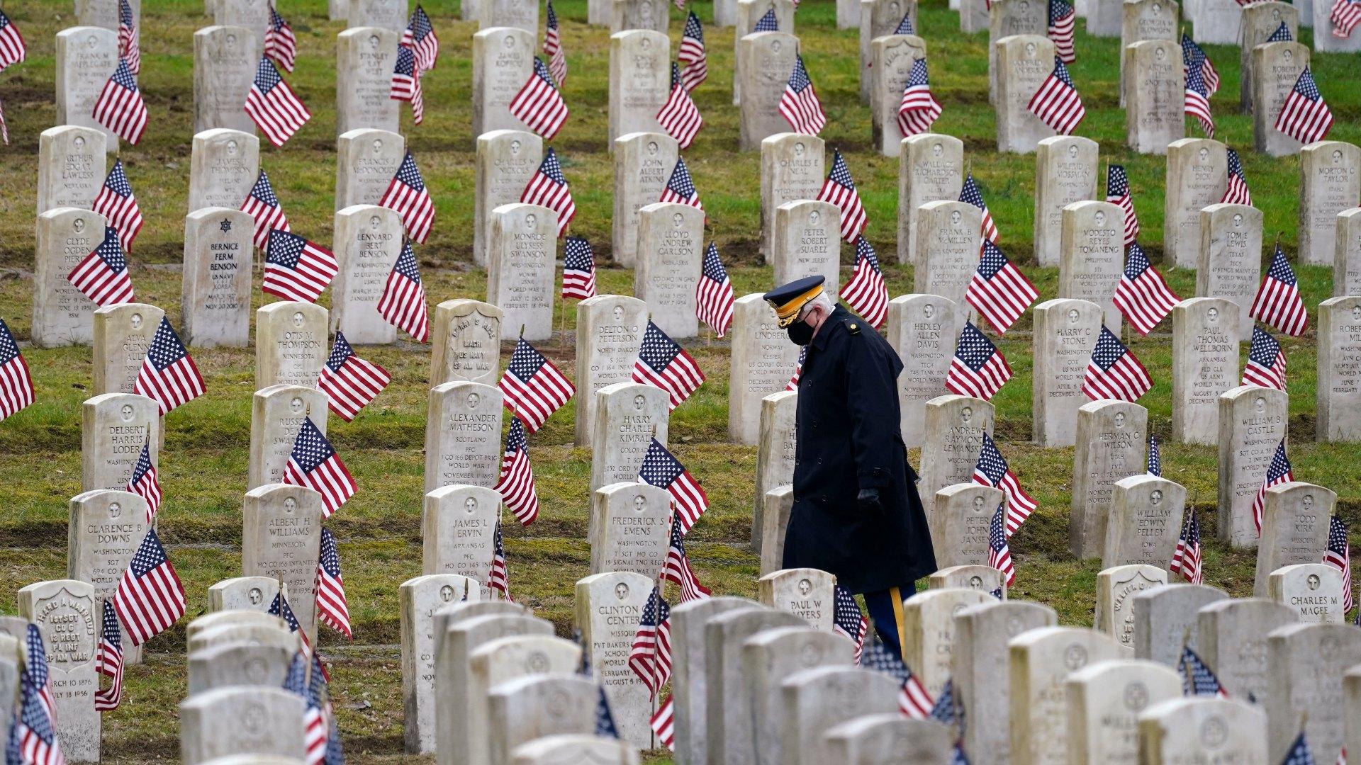 Veterans Day In 2020: Quiet Parades, Somber Virtual Events | Chicago ...