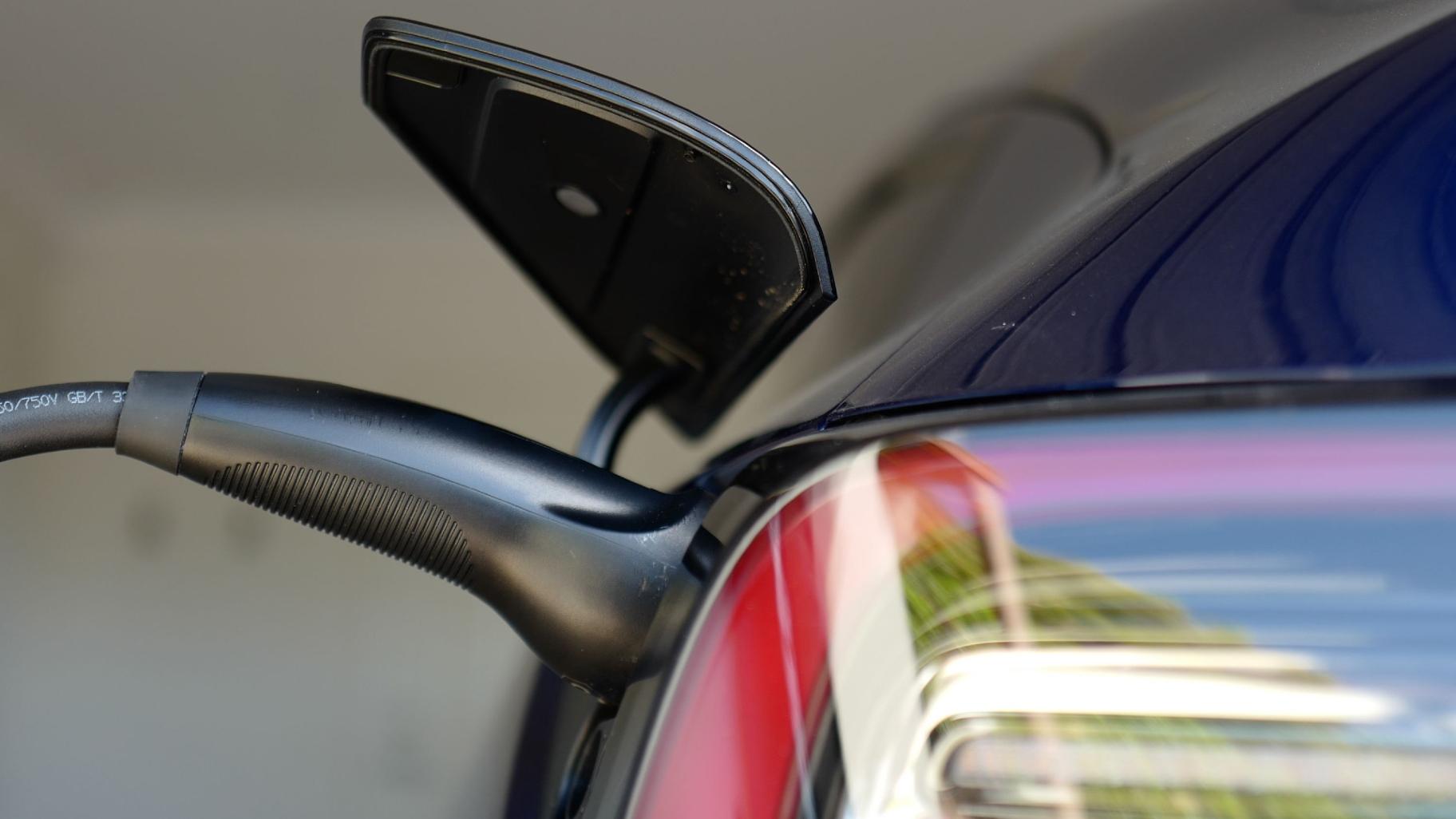Starting next year, electric car buyers can get their tax credits at the time of purchase. (James D. Morgan / Getty Images)