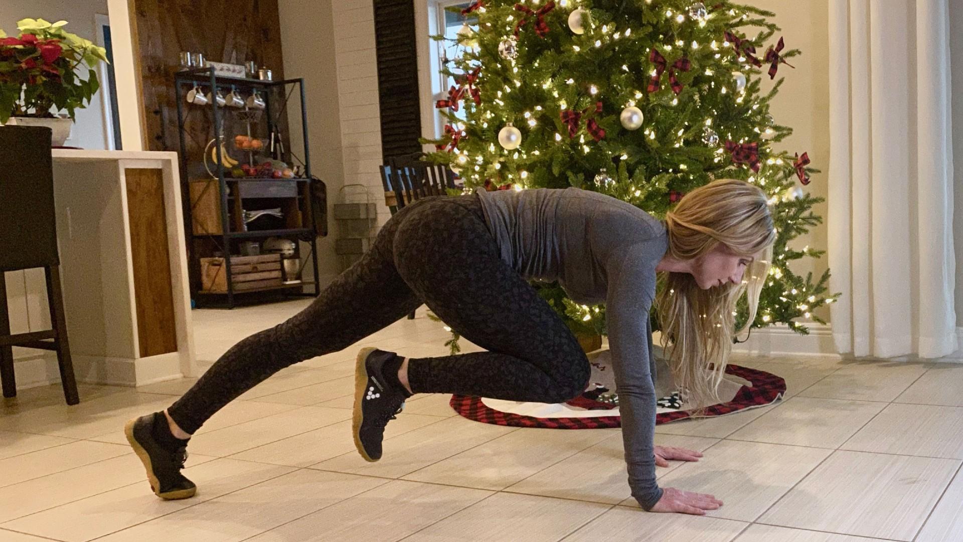 Holiday-proof your fitness with these 10 expert tips: Fitness expert Dana Santas is seen here demonstrating a mountain climber, a high-intensity activity that will get your heart pumping. (Courtesy Dana Santas)