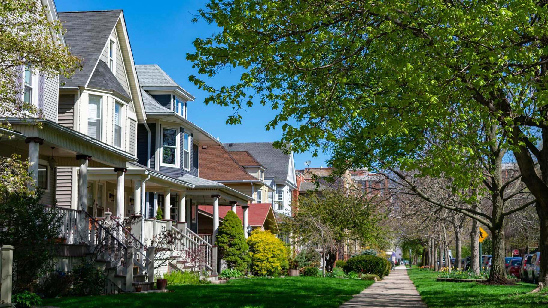 A row of homes in Chicago’s North Center community. (James Andrews / iStock) A row of homes in Chicago’s North Center community. (James Andrews / iStock)