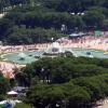 'Fountain' - The crowds flocking to the beach and Buckingham Fountain