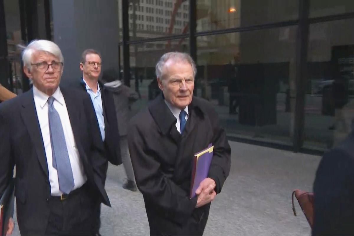 Former Illinois House Michael Madigan leaves the Dirksen Courthouse on Jan. 3, 2024. (WTTW News)