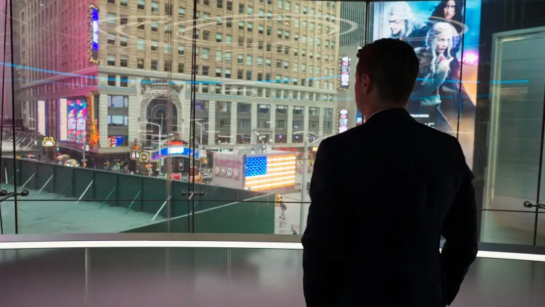 Ben McKenzie in “Everyone Is Lying to You for Money.” (Sam Cullman / Easy Money Productions and The Forge)