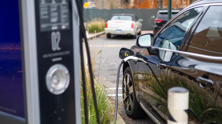 An electric vehicle charging station pictured in Chicago. (Capitol News Illinois)