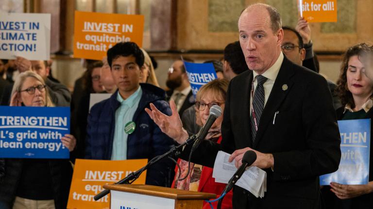 State Sen. Bill Cunningham, D-Chicago, speaks at a Capitol rally organized by environmental groups on Tuesday, Jan. 7, 2025. (Andrew Adams / Capitol News Illinois)