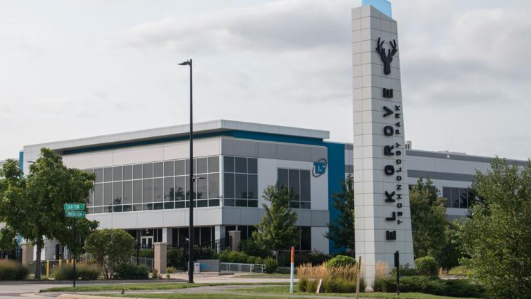 The T5@Chicago II hyperscale data center sits at 200 Innovation Drive in Elk Grove Village, nicknamed the “data center capital of the Midwest” for its high per-capita concentration of data centers. (Maggie Dougherty / Capitol News Illinois)