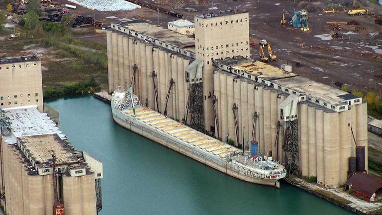 Lake Calumet (Tom Kort / boatnerd.com)