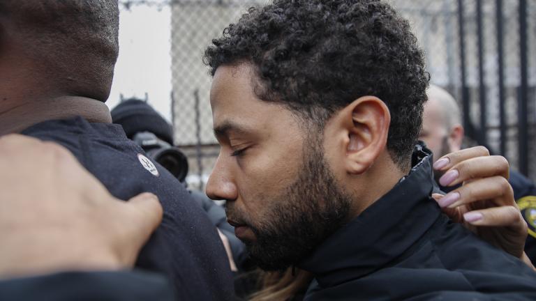 “Empire” actor Jussie Smollett leaves Cook County jail following his release, Thursday, Feb. 21, 2019. (AP Photo / Kamil Krzaczynski)