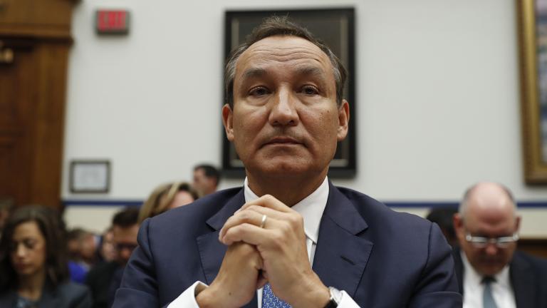 In this May 2, 2017 file photo, United Airlines CEO Oscar Munoz prepares to testify on Capitol Hill in Washington, before a House Transportation Committee oversight hearing. (Pablo Martinez Monsivais / AP File Photo)