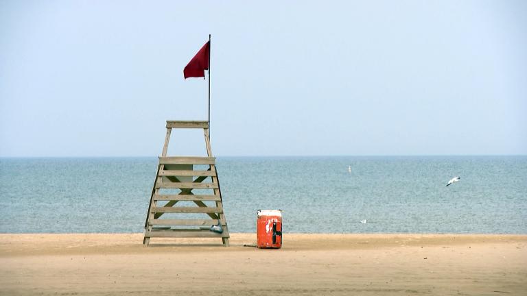 Lake Michigan Has Risen 4 Feet Since 2013, Swallowing Up Beaches - Uptown -  Chicago - DNAinfo