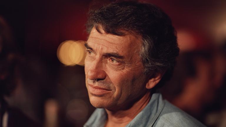 Bill Graham between takes during the filming of “A '60s Reunion with Bill Graham: A Night at the Fillmore,” 1986. (Courtesy of Ken Friedman)