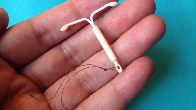 A Mirena intrauterine device (Sarahmirk / Wikimedia Commons) 