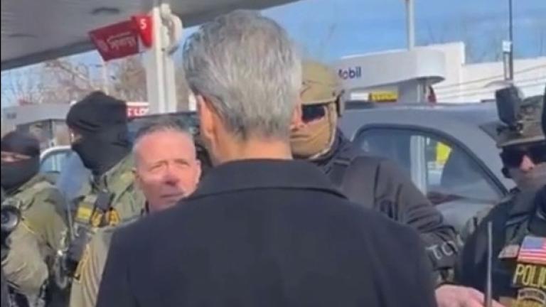 Evanston Mayor Daniel Biss confronts Border Patrol chief Greg Bovino on Dec. 17, 2025. (Courtesy of Jeffery Gonzalez)