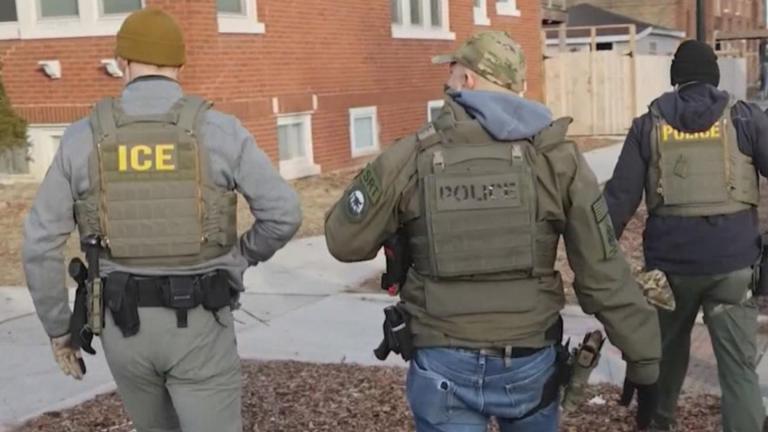 Federal immigration agents in Chicago in a file photo. (WTTW News via CNN)