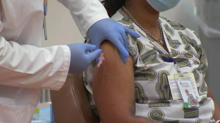 The first doses of the Pfizer vaccine in Chicago were administered at the Loretto Hospital on Tuesday, Dec. 15, 2020. (WTTW News) The first doses of the Pfizer vaccine in Chicago were administered at the Loretto Hospital on Tuesday, Dec. 15, 2020. (WTTW News)