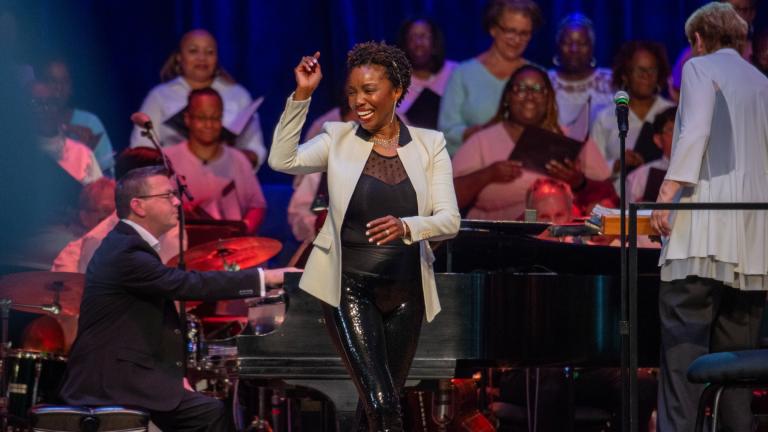 Heather Headley performs at the Ravinia Pavilion on July 16, 2023. (Patrick Gipson / Ravinia Festival)