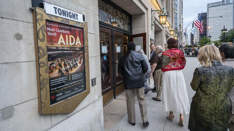 Audience members enter Symphony Center on opening night of Verdi’s “Aida” on June 21, 2019. (Credit: Todd Rosenberg)