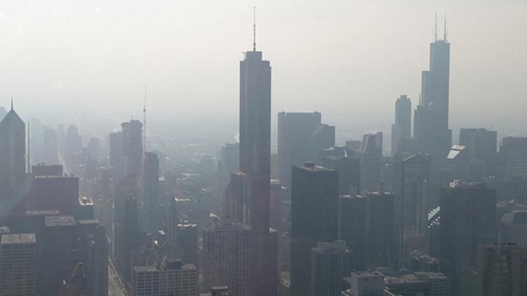A smog-filled day in Chicago in 2009. (Owen Clay / Flickr)
